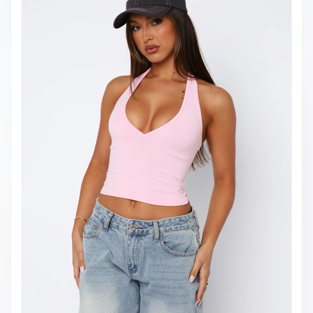 White Fox boutique Have to getaway halter top Bubblegum SZ:S